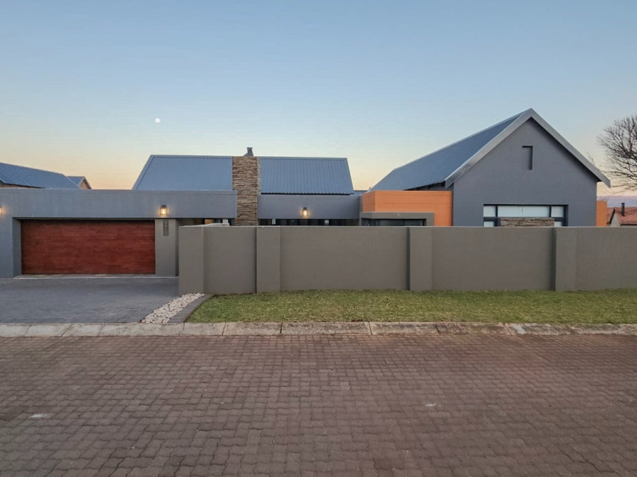 4 Bedroom Property for Sale in Leloko Lifestyle Estate North West
